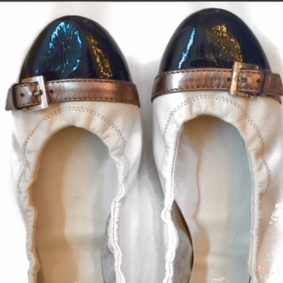 Tod's Black Paton Cap Toe Flats - Picture 4 of 5