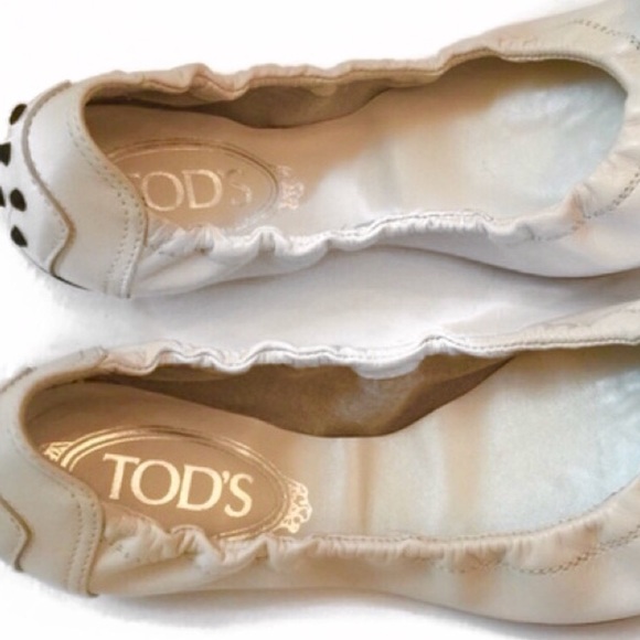 Tod's Black Paton Cap Toe Flats - Picture 5 of 5