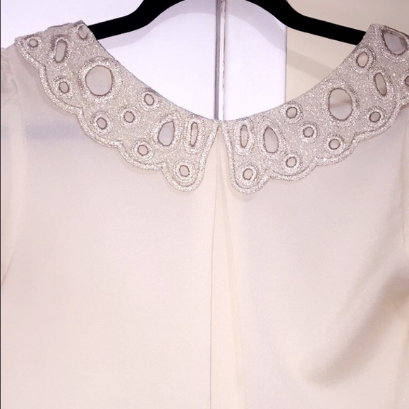 Collar With Elegant Pattern, Cream Colored Shirt - image 2