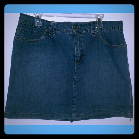 Jean Skort