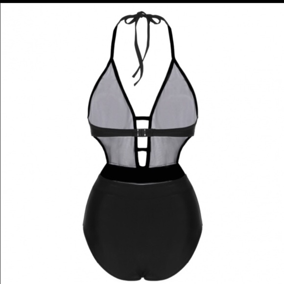 Sale! Black and White Monokini. - Picture 4 of 4