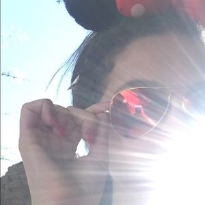 Meet your Posher, Erica