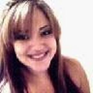 Meet your Posher, Desiree