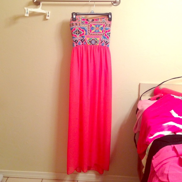Maxi dress - tribal and pink