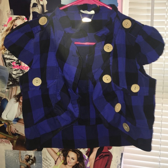 Button Up Top