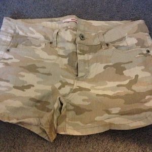 camo jean shorts