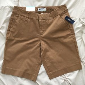 Old Navy Ultimate Bermuda Khaki Shorts