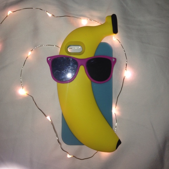I am selling a 5c I phone case