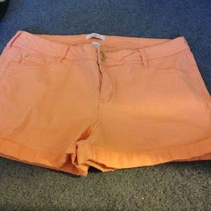juniors shorts in pink