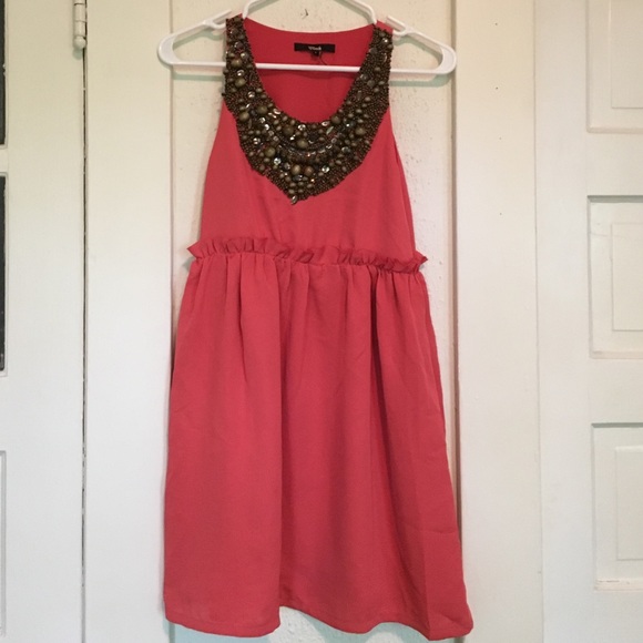 Salmon colored dress with beading - Picture 1 of 3
