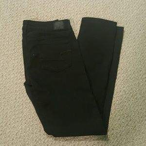 AE BLACK JEANS
