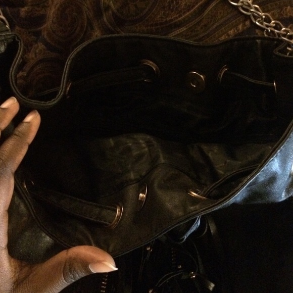 Kardashian Kollection Crossbody Bag - Picture 4 of 4