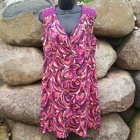 Brand New - Beautiful dress - Picture 1 of 4