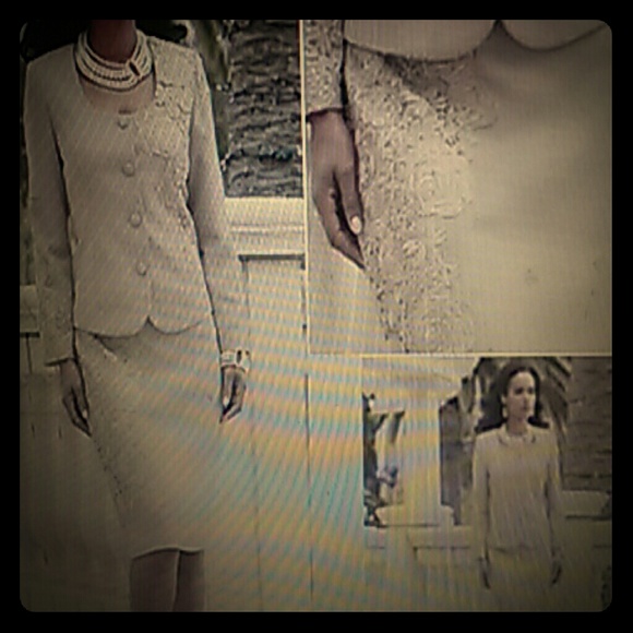 Garbor Lace Suit