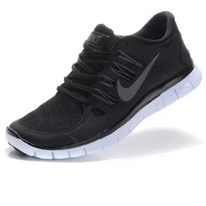 Nike woman's free run 8.5