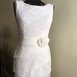 White lace dress