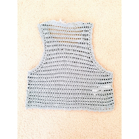 ❌GIFTED❌Forever 21: Crocheted mint crop top - Picture 2 of 3