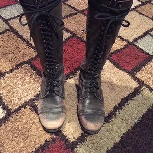 Steve Madden Lace Up Leather Distressed Boots