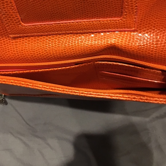 MBC Tote - Picture 3 of 4
