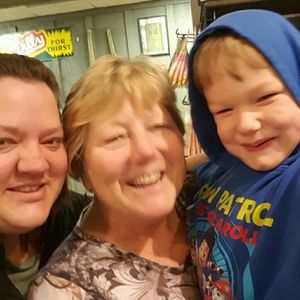 Meet your Posher, Kelli