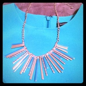 Gorgeous statement necklace