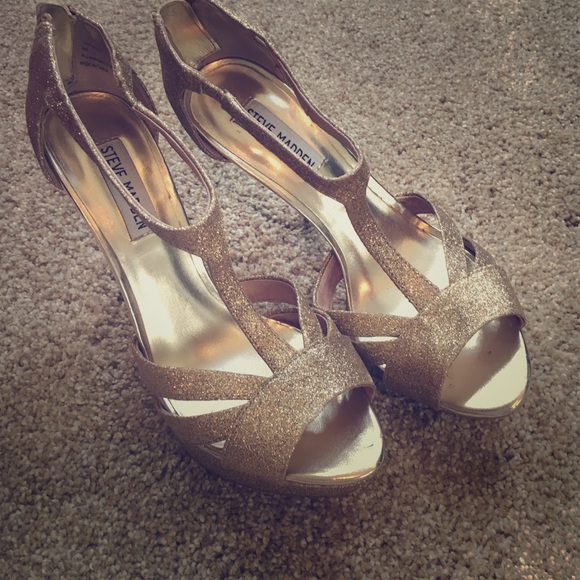 Steve Madden gold high heel, size 38