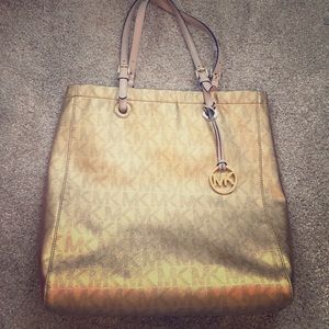 Michael Kors Tote Bag- 24 HOUR SALE