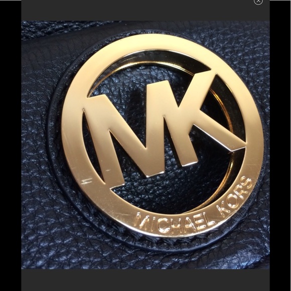 New Michael Kors Lg leather Fulton - Picture 7 of 8