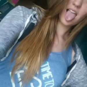 Meet your Posher, Cassie