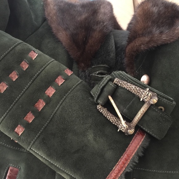 ❤️Moving Sale❤️Shearling with mink collar. - Picture 4 of 4