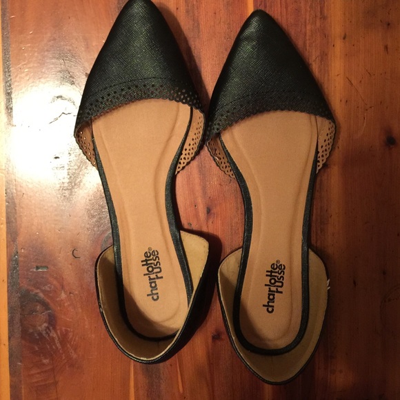 Black Scalloped D'Orsay Flats {Charlotte Russe}