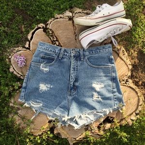 Vintage distressed high waisted jean shorts