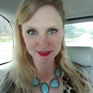 Meet your Posher, Mallory