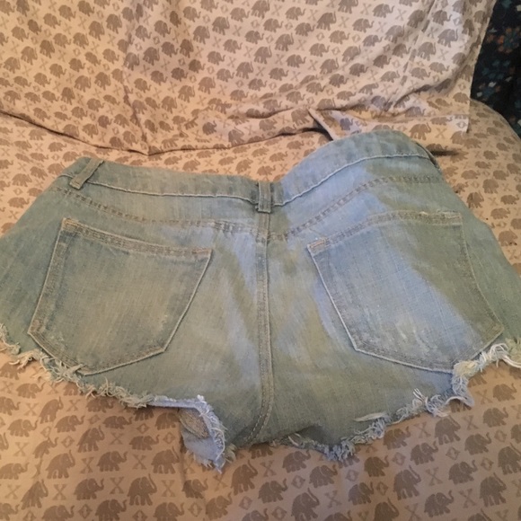 Shorts - Picture 2 of 2
