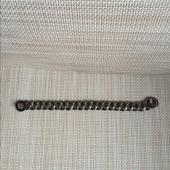 Marc Jacobs small "Katie" turnlock bracelet