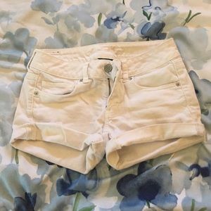 AEO white shorts