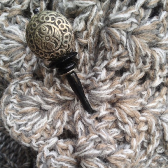 Hair sticks for sale - Picture 3 of 4