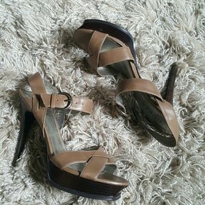 Guess Tan Heels
