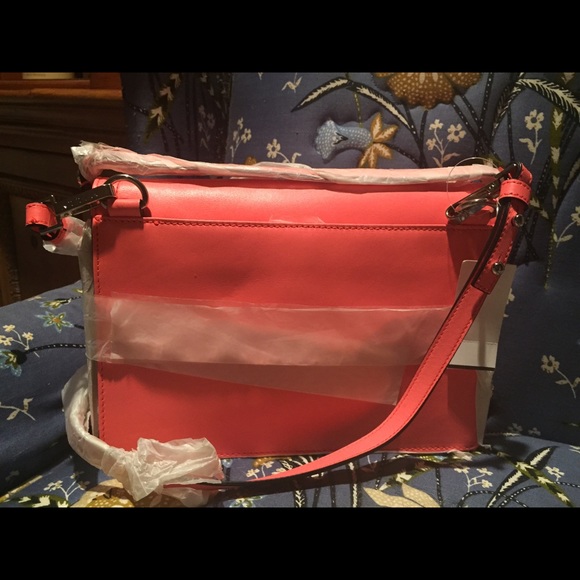 ADDITIONAL PICS - Picture 3 of 4