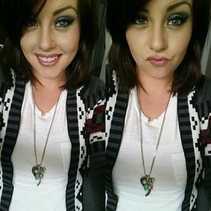 Meet your Posher, Maddi