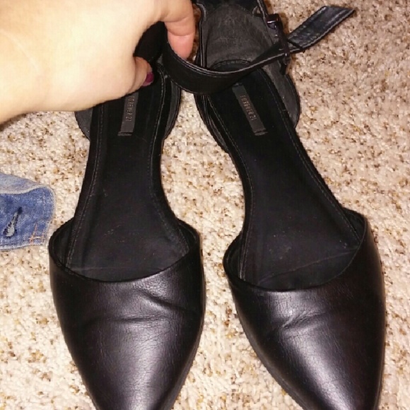 Pointed flats - Picture 2 of 3