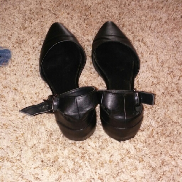 Pointed flats - Picture 3 of 3