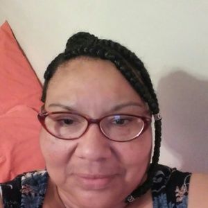 Meet your Posher, Deborah