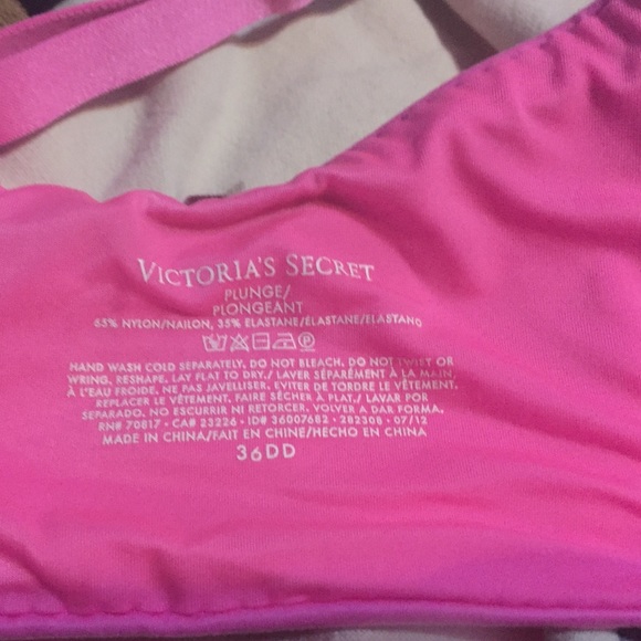 Victoria's Secret Bra - Picture 2 of 2