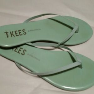 Tkees Lip Gloss sandals