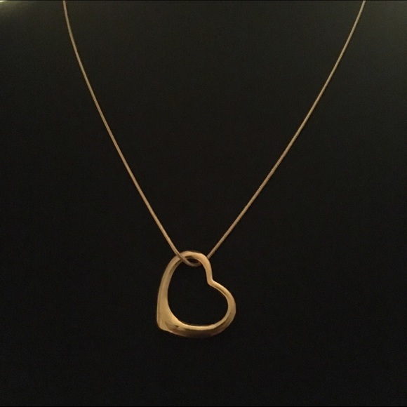 Gold heart necklace