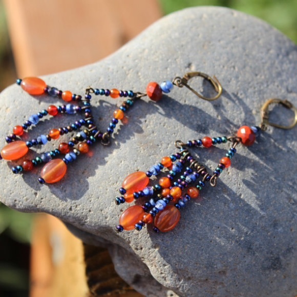 Chandelier earrings - Picture 2 of 4