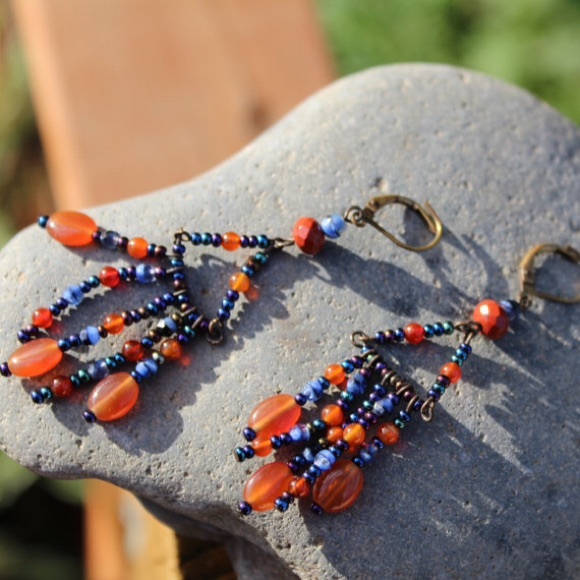Chandelier earrings - Picture 3 of 4