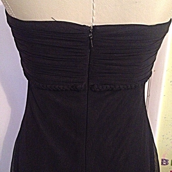 Black strapless formal dress - Picture 3 of 4