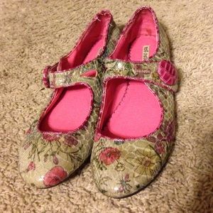 Grey Floral Flats